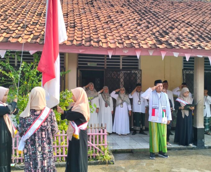 Semarak Hari Santri Nasional 2025 di MIS Attaqwa 20 Tarumajaya: Menjaga Tradisi, Meraih Prestasi!